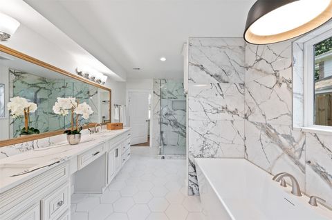 Tiny photo for 736 Voss Road, Houston, TX 77024 (MLS # 25009549)