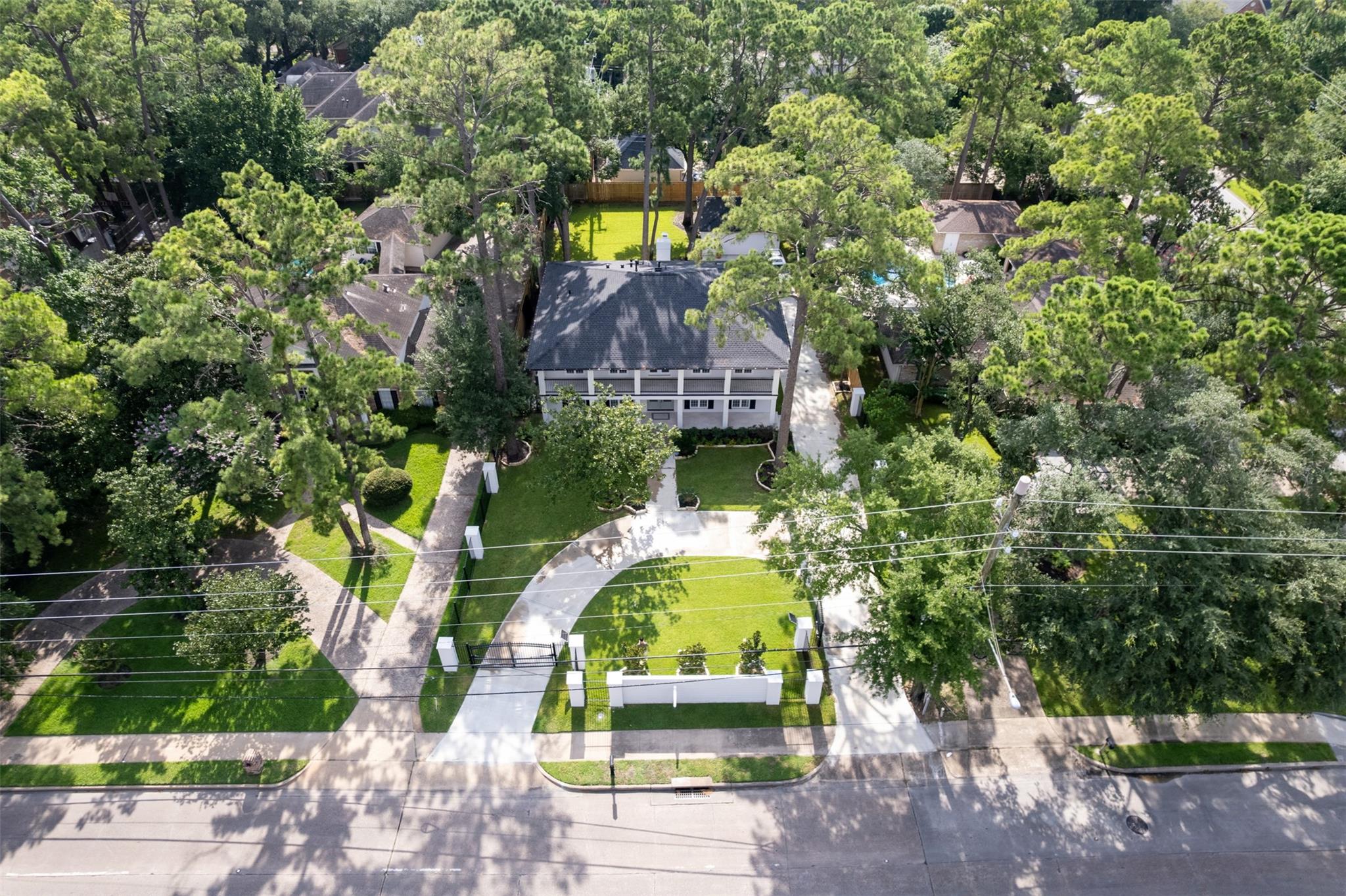 736 Voss Road