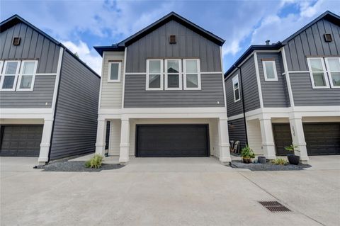 Photo of 2534 Terry Street, Houston, TX 77009 (MLS # 58696001)
