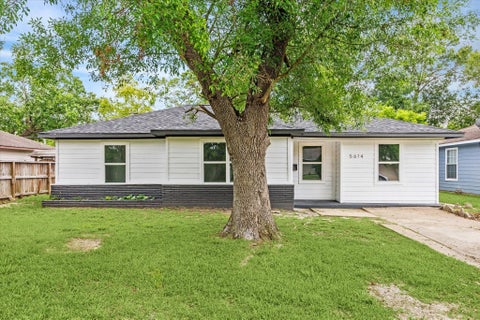 Photo of 5614 El Buey Way, Houston, TX 77017 (MLS # 66488832)
