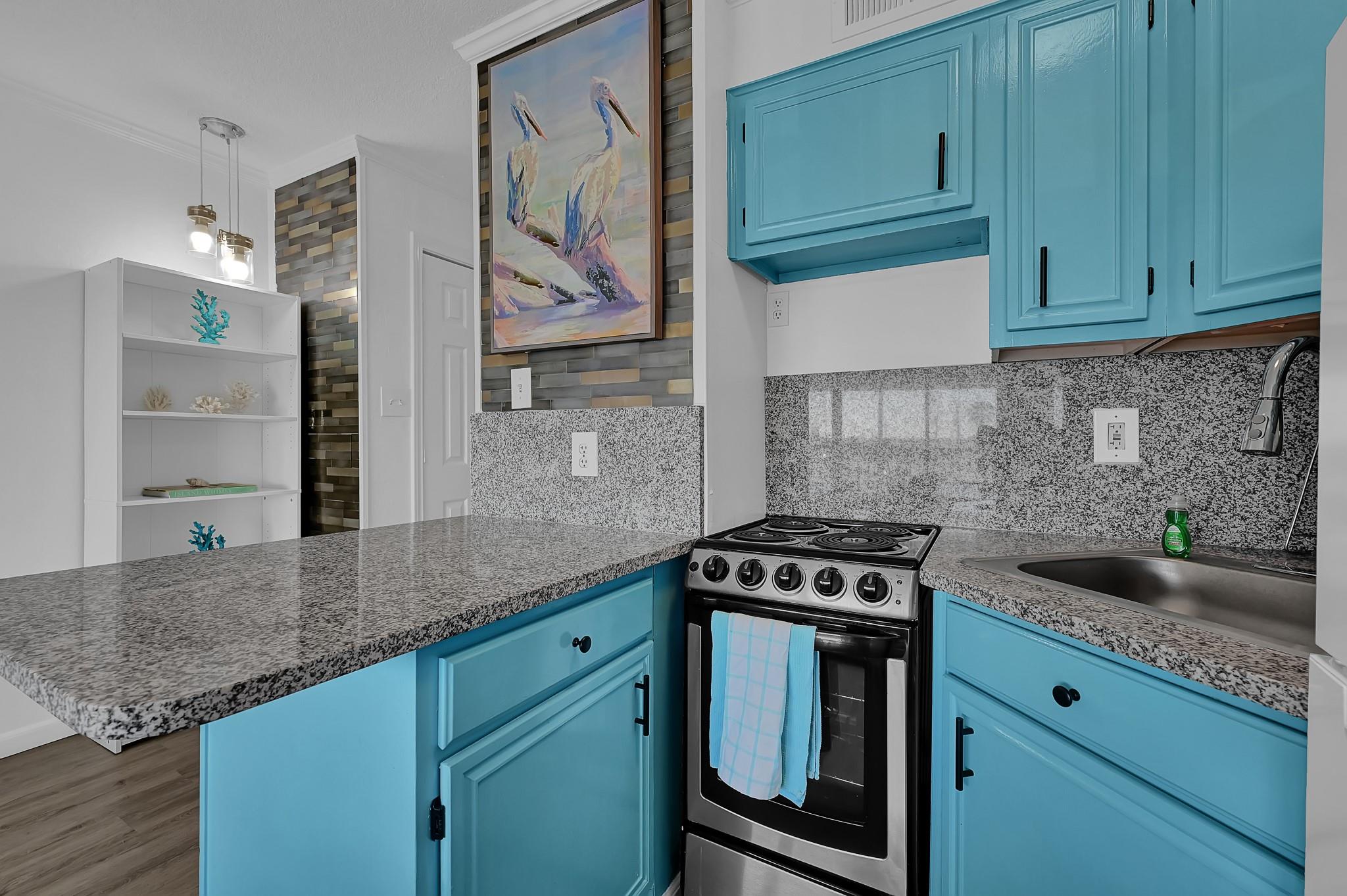 6102 Seawall Boulevard 233B