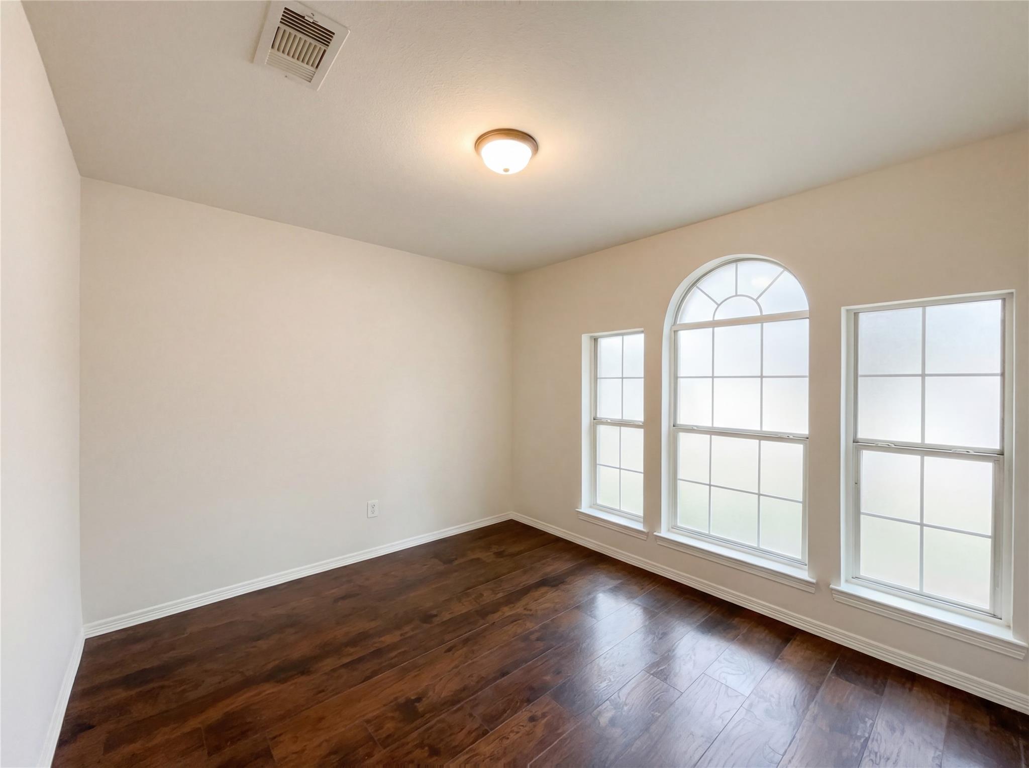 5026 Royal Cypress Drive