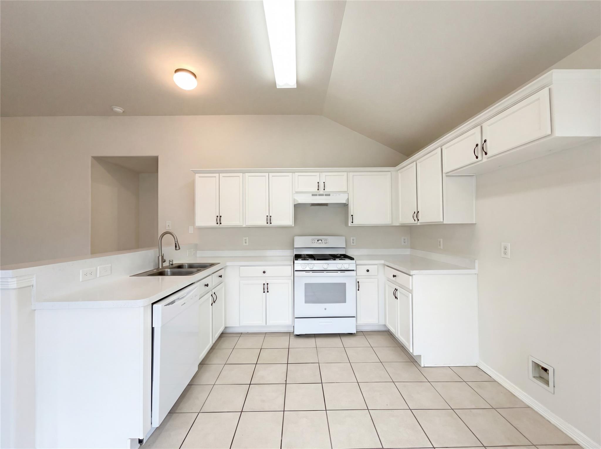 5026 Royal Cypress Drive