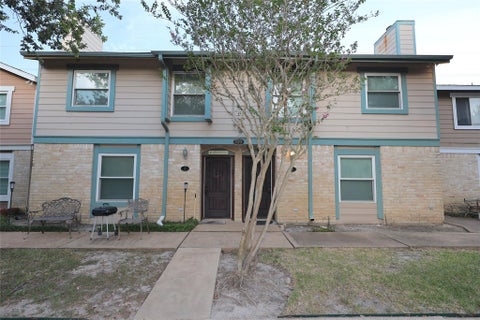 Photo of 720 Memorial Mews Street #A, Houston, TX 77079 (MLS # 40870964)