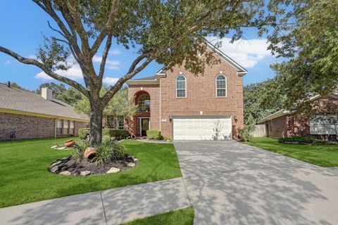 Photo of 15127 Trumpet Vine Lane, Cypress, TX 77433 (MLS # 27071054)