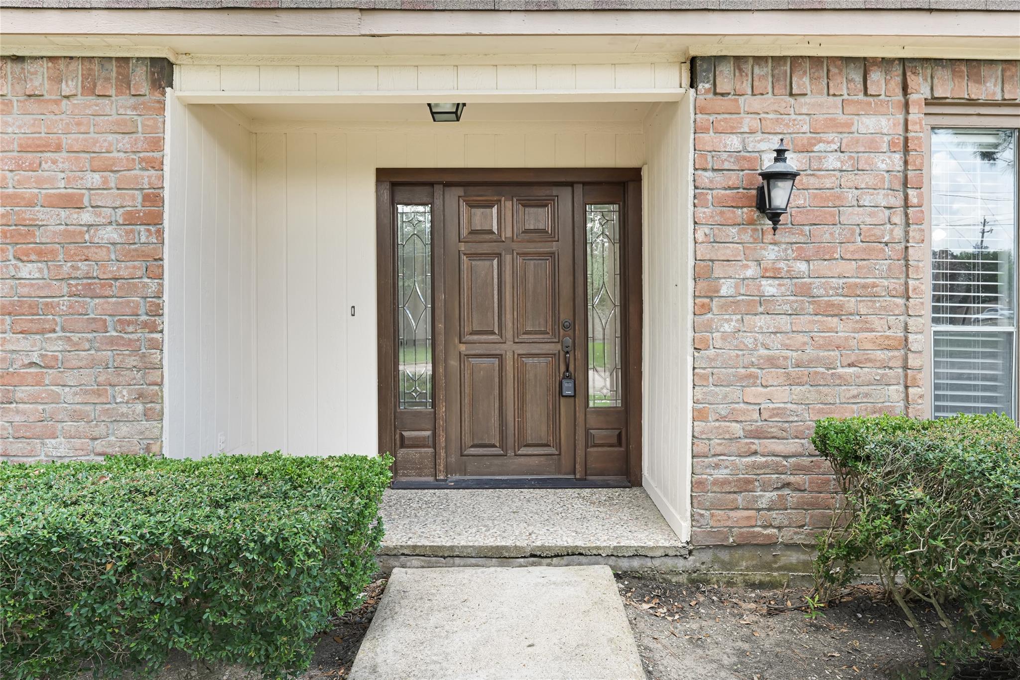 2803 Camelot Lane