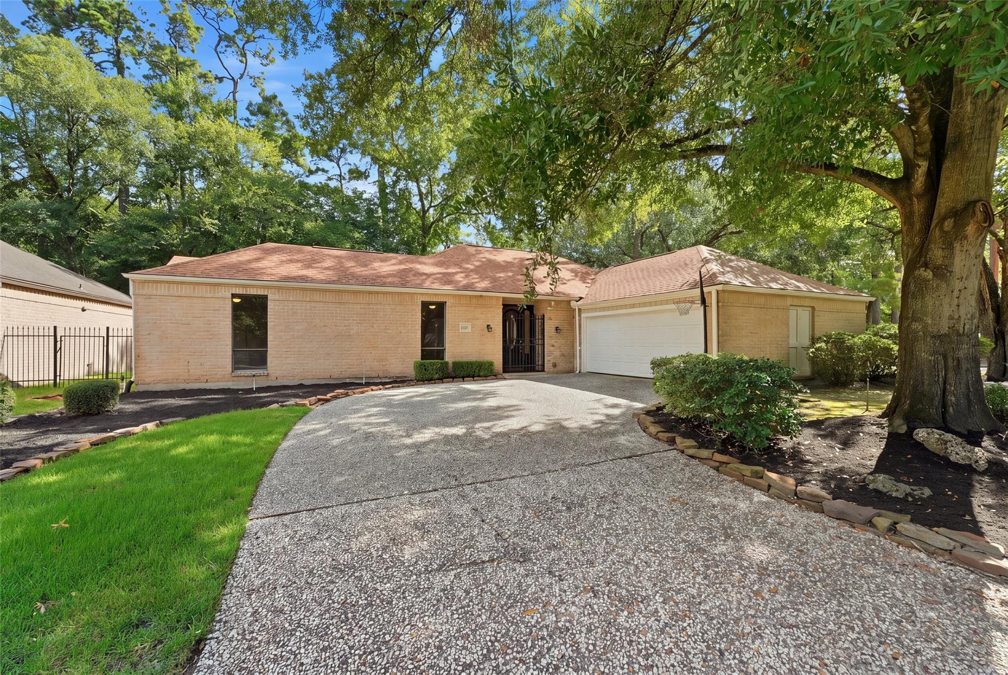 3111 Breezy Pines Court