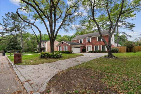 Photo of 3807 Forest Village Drive, Houston, TX 77339 (MLS # 19614814)