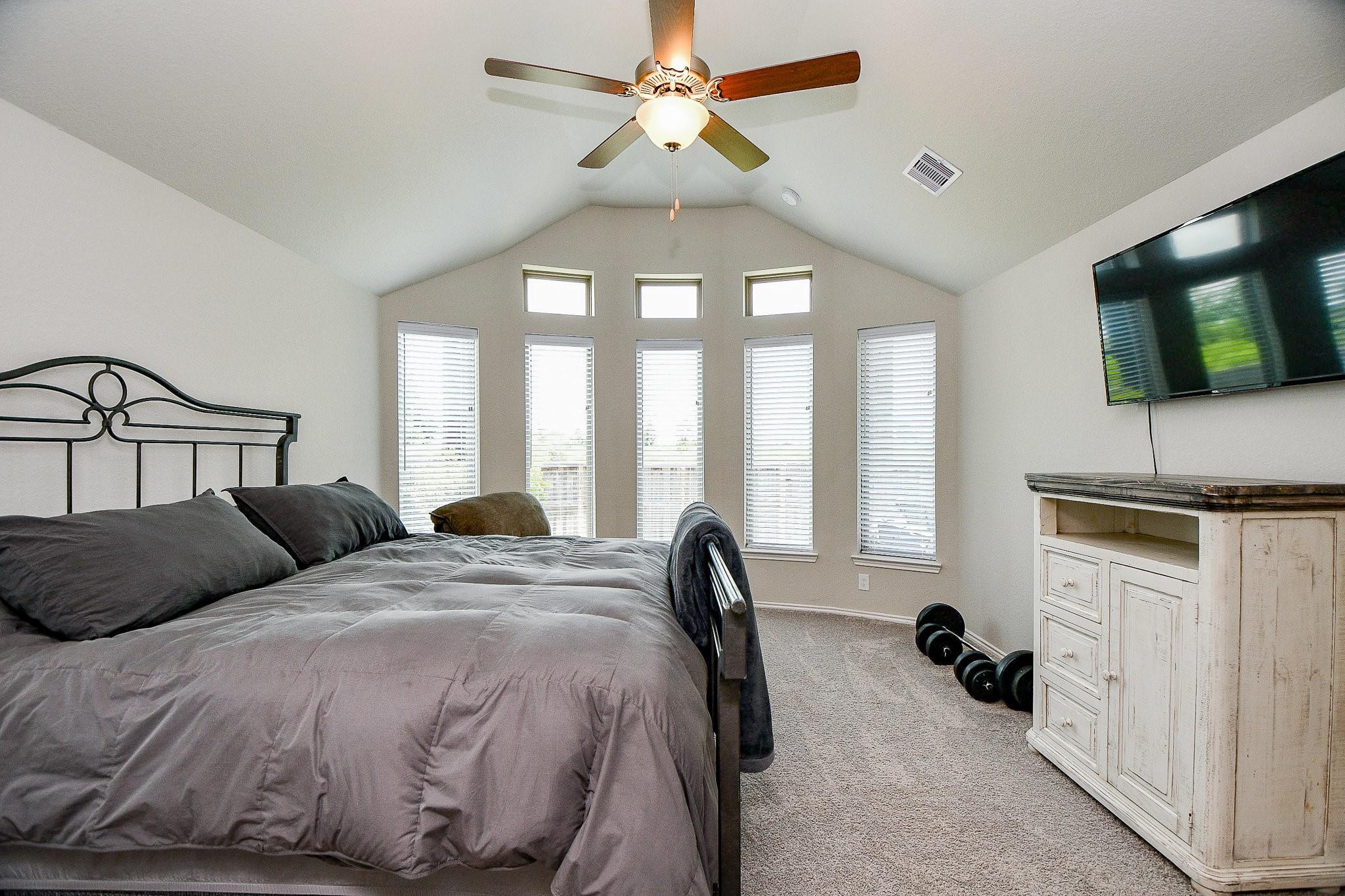 13831 Via Toluca Trail