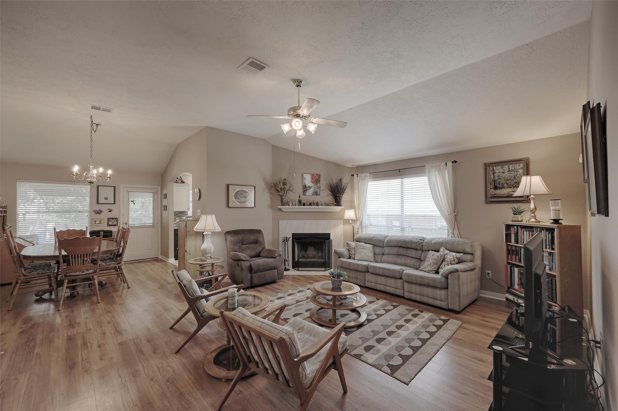 319 Leisure Lane