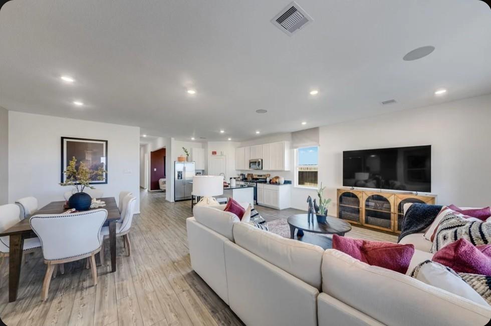21946 Longhorn Ridge Drive