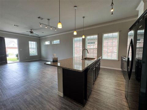 Tiny photo for 3231 Cloud Crest Lane, League City, TX 77539 (MLS # 45280817)