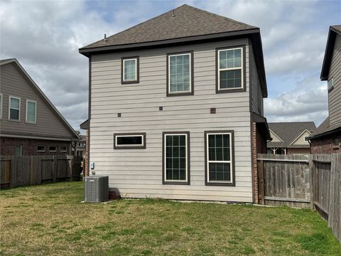 Tiny photo for 3231 Cloud Crest Lane, League City, TX 77539 (MLS # 45280817)