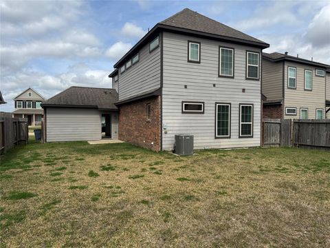 Tiny photo for 3231 Cloud Crest Lane, League City, TX 77539 (MLS # 45280817)