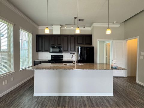 Tiny photo for 3231 Cloud Crest Lane, League City, TX 77539 (MLS # 45280817)