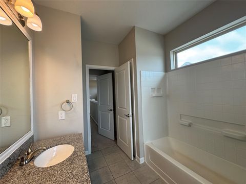 Tiny photo for 3231 Cloud Crest Lane, League City, TX 77539 (MLS # 45280817)