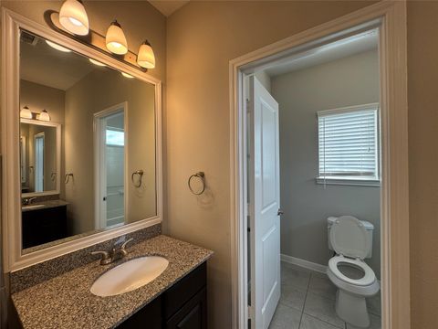 Tiny photo for 3231 Cloud Crest Lane, League City, TX 77539 (MLS # 45280817)