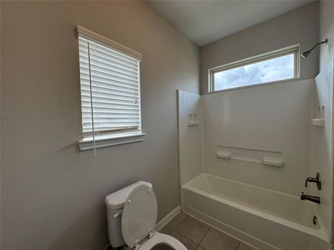 Tiny photo for 3231 Cloud Crest Lane, League City, TX 77539 (MLS # 45280817)