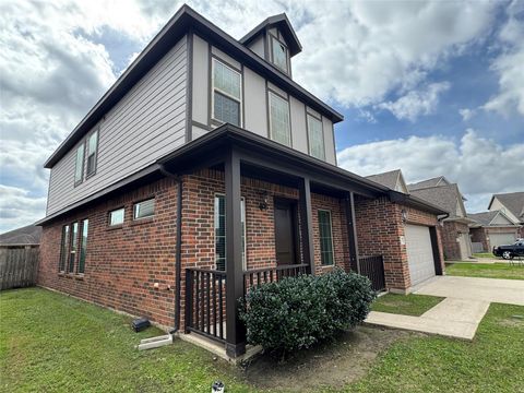 Tiny photo for 3231 Cloud Crest Lane, League City, TX 77539 (MLS # 45280817)