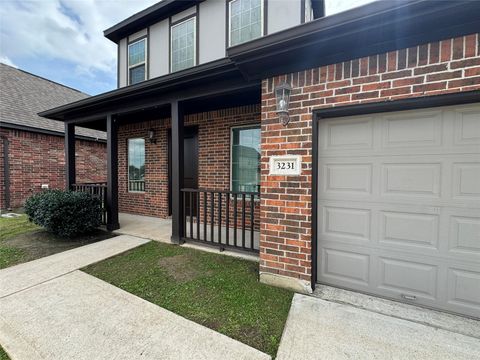 Tiny photo for 3231 Cloud Crest Lane, League City, TX 77539 (MLS # 45280817)