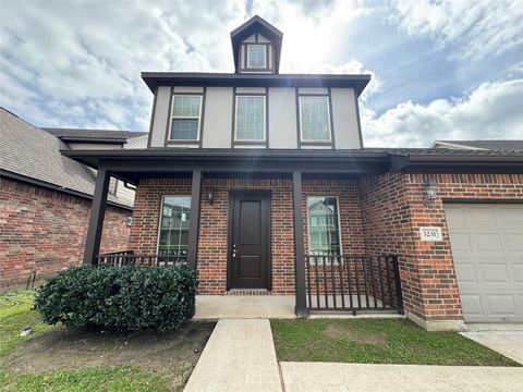 Tiny photo for 3231 Cloud Crest Lane, League City, TX 77539 (MLS # 45280817)