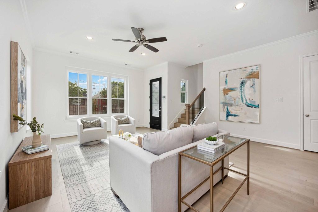 Photo of 1307 Beachton Street, Houston, TX 77007 (MLS # 84994571)