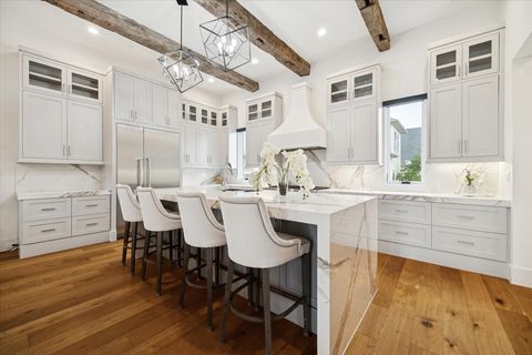 Photo of 2434 Nantucket Drive #C, Houston, TX 77057 (MLS # 18615983)