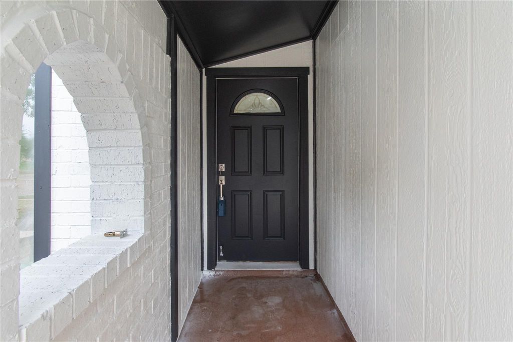 Photo of 15411 Sierra Valle Drive, Houston, TX 77083 (MLS # 62804872)