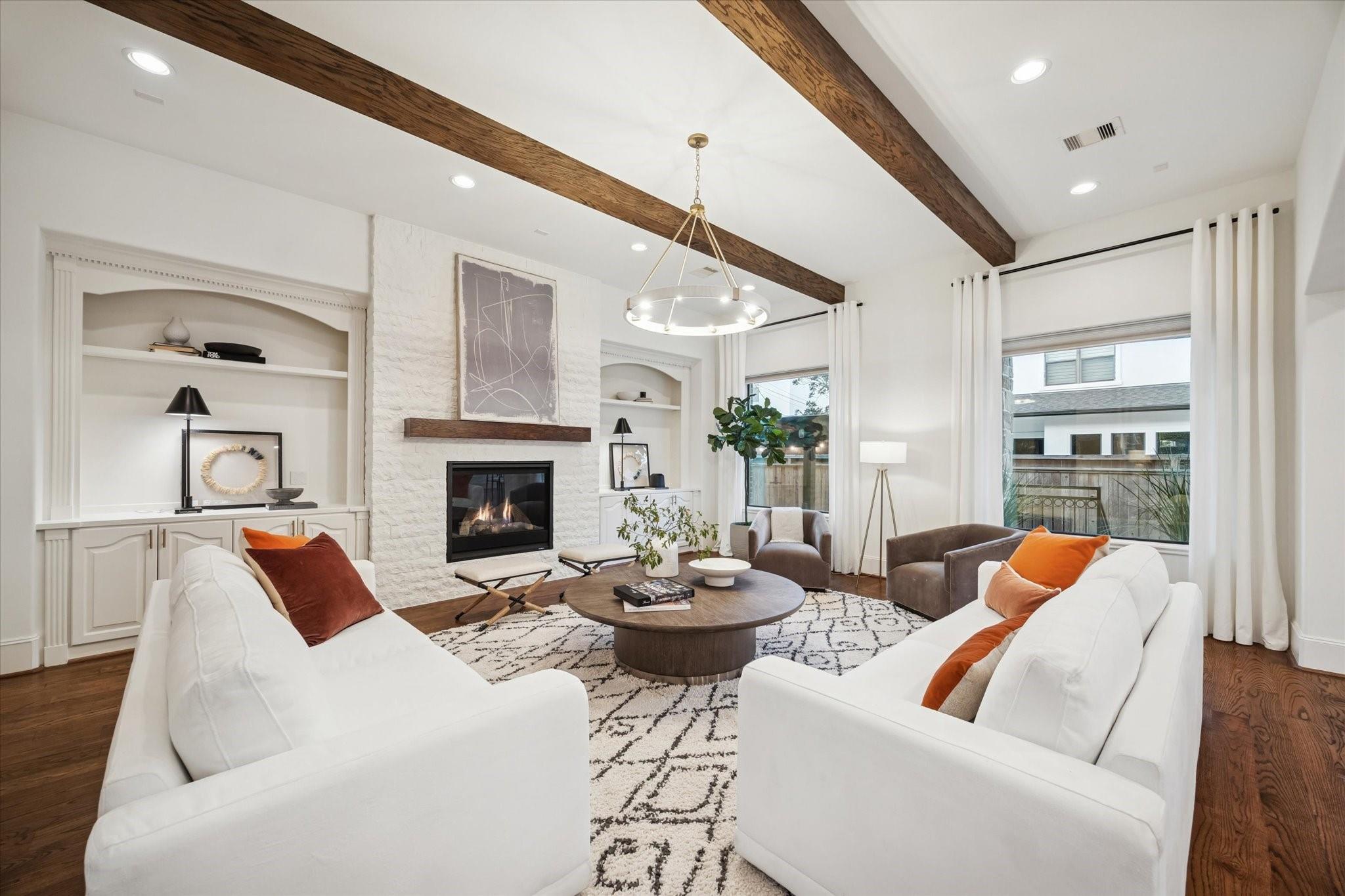 5314 Patrick Henry Street