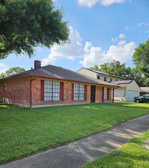 Photo of 7206 Navidad Road, Houston, TX 77083 (MLS # 18173485)