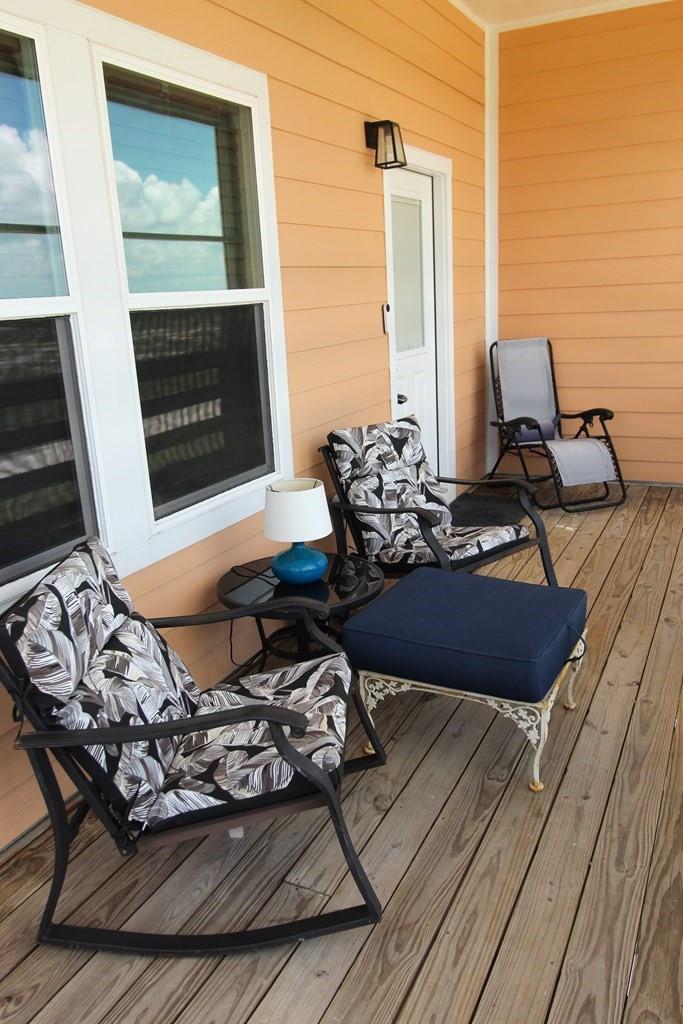 11 & 12 Bayview Loop