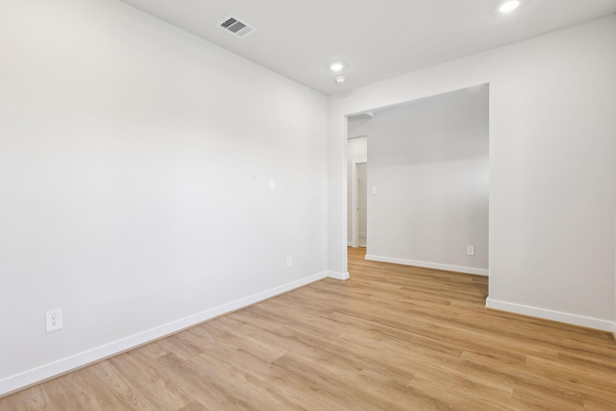 2802 Dark Lantern Lane