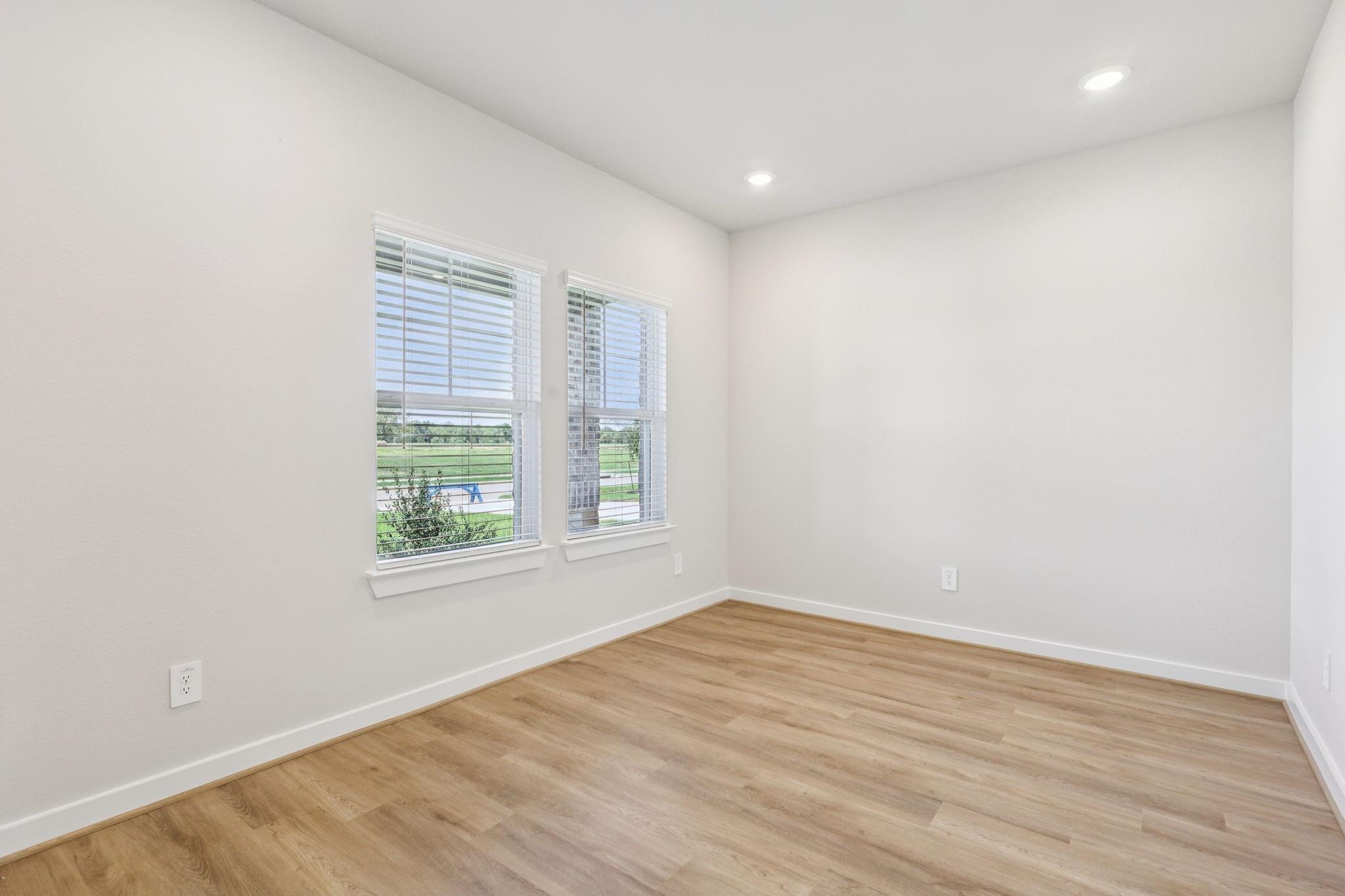 2802 Dark Lantern Lane