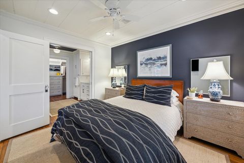 Tiny photo for 548 Granberry Street, Houston, TX 77007 (MLS # 13522992)