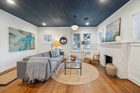 Tiny photo for 548 Granberry Street, Houston, TX 77007 (MLS # 13522992)