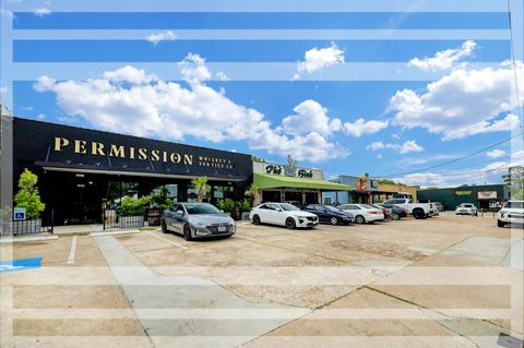 Tiny photo for 548 Granberry Street, Houston, TX 77007 (MLS # 13522992)