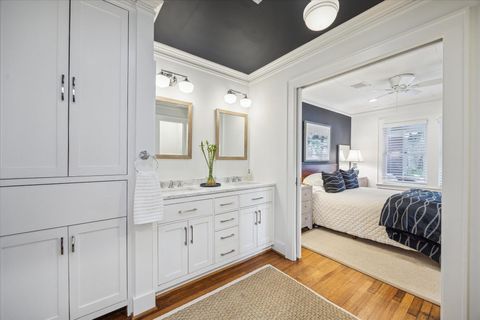 Tiny photo for 548 Granberry Street, Houston, TX 77007 (MLS # 13522992)