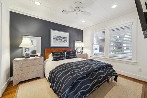 Tiny photo for 548 Granberry Street, Houston, TX 77007 (MLS # 13522992)