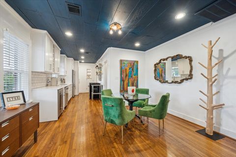 Tiny photo for 548 Granberry Street, Houston, TX 77007 (MLS # 13522992)