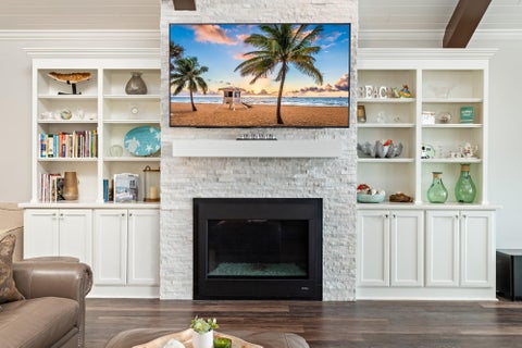 Tiny photo for 2130 Gulf, Crystal Beach, TX 77650 (MLS # 10456871)