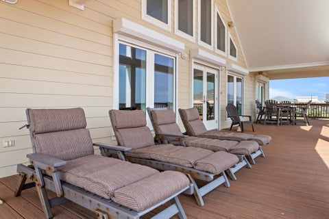 Tiny photo for 2130 Gulf, Crystal Beach, TX 77650 (MLS # 10456871)