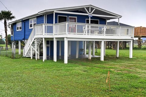 Photo of 4102 Surf Drive, Galveston, TX 77554 (MLS # 49820820)