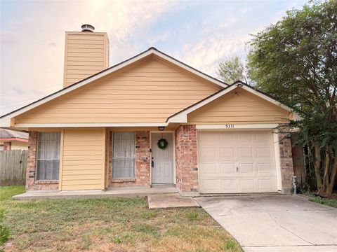 Photo of 9311 Crescent Moon Drive, Houston, TX 77064 (MLS # 82145602)