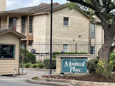 Photo of 2121 Hepburn Street #1112, Houston, TX 77054 (MLS # 8327885)