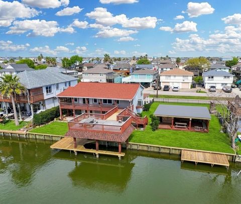 Photo of 372 Ling Street, Hitchcock, TX 77563 (MLS # 76854554)