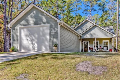 Photo of 153 Dagger Drive, Brookeland, TX 75931 (MLS # 17138738)