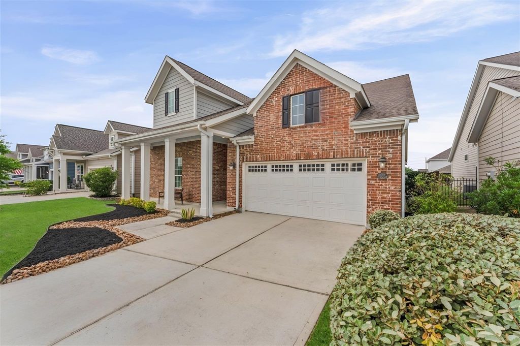 Photo of 2006 Laurie Darlin Drive, Conroe, TX 77384 (MLS # 28199015)