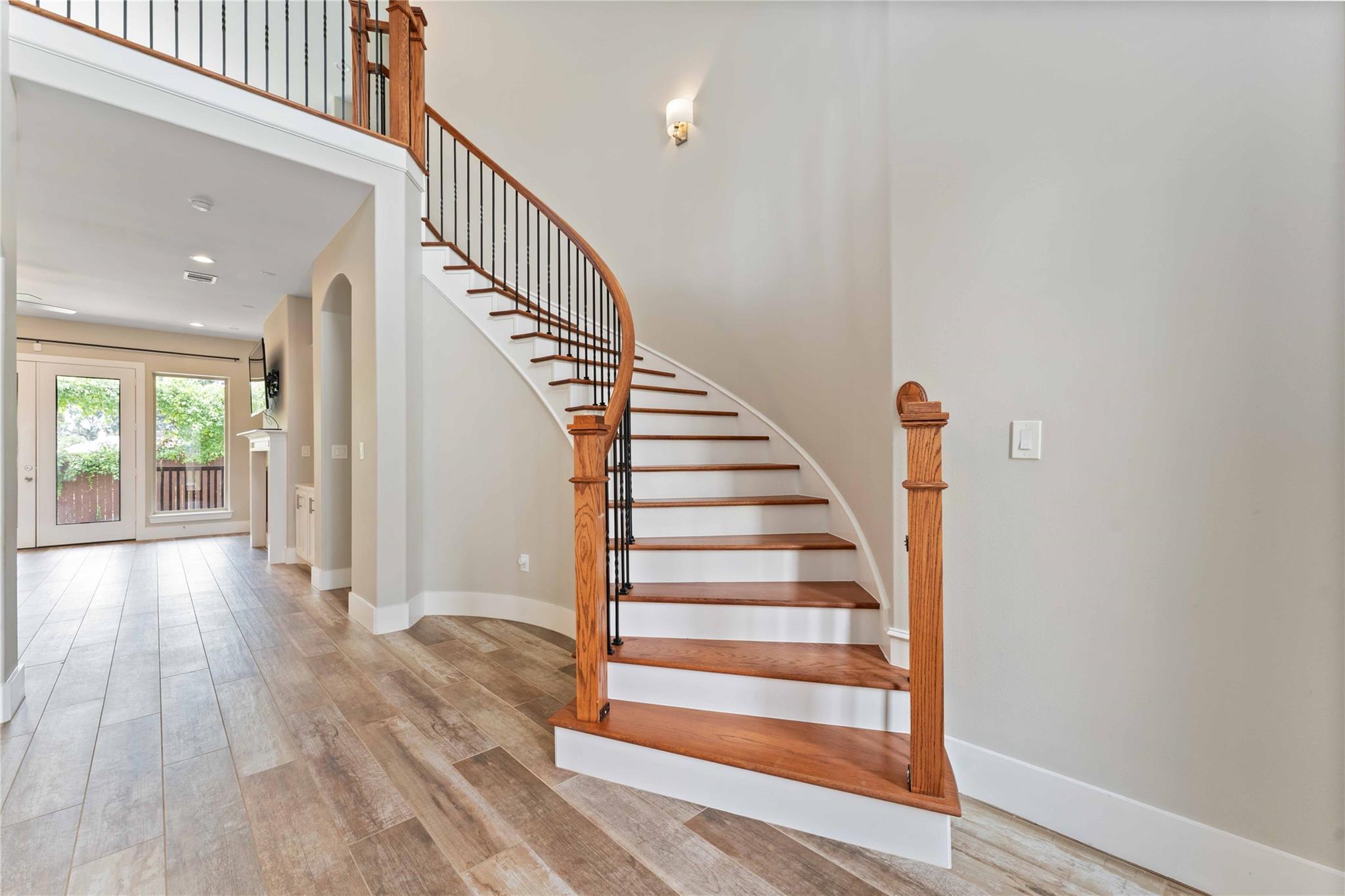 4310 Fernwood Drive