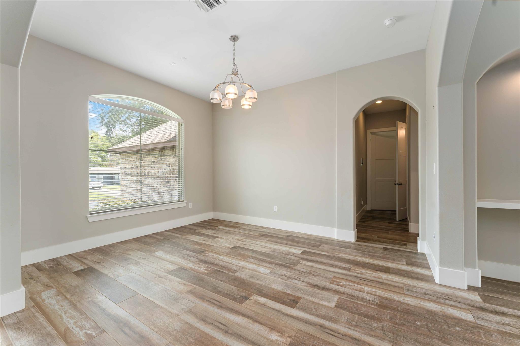 4310 Fernwood Drive