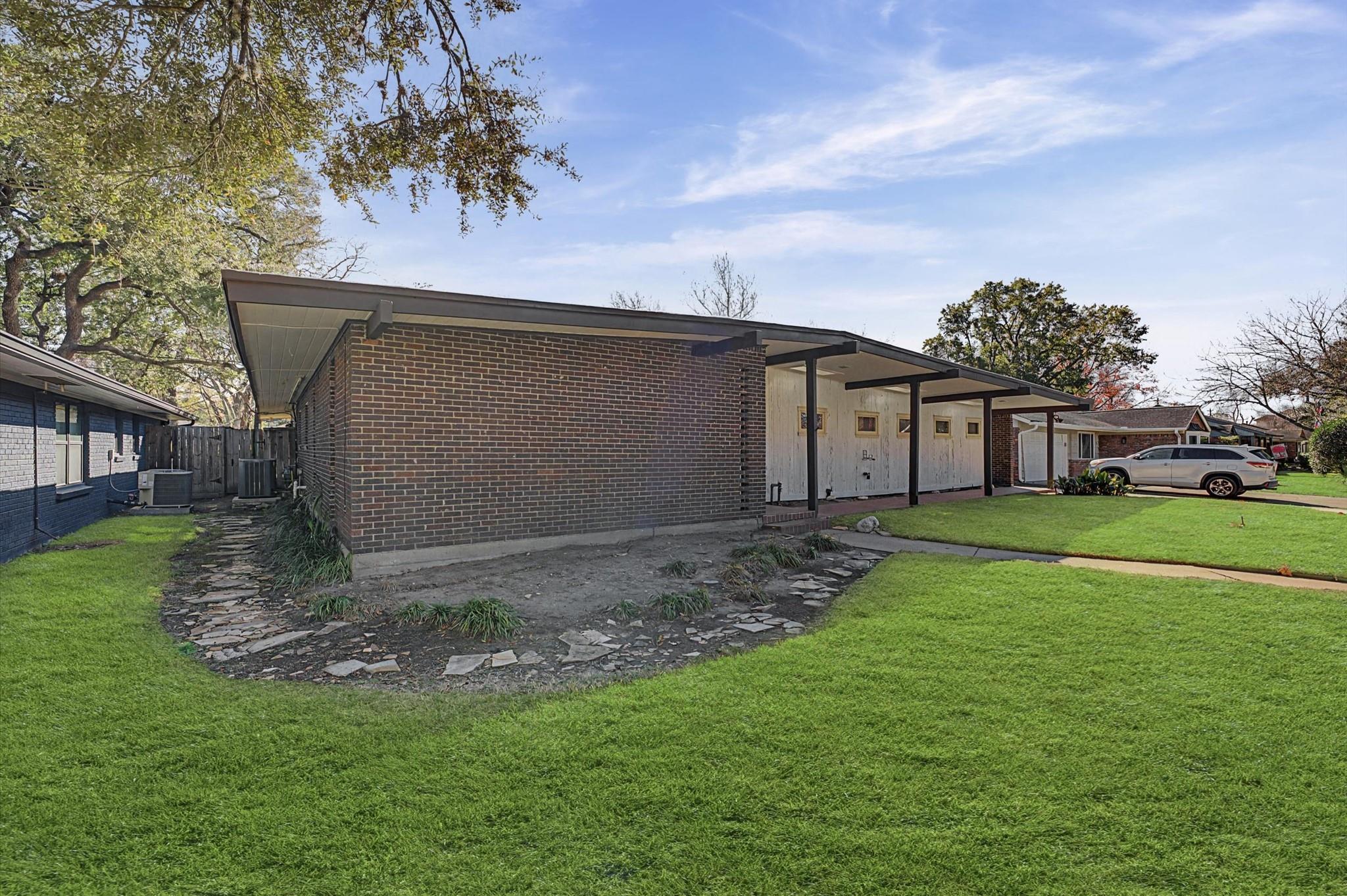 9107 Timberside Drive